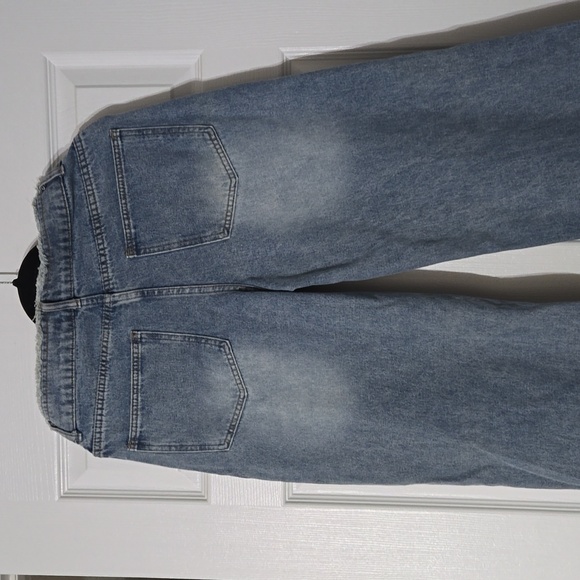 Jeans 👖 - Picture 7 of 9